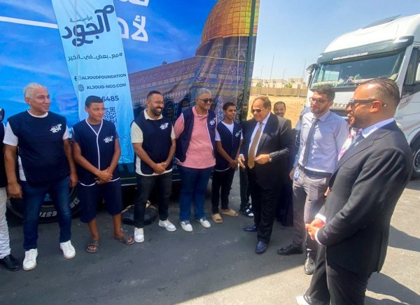 0b5cb549-15fb-4b75-b_740_125632