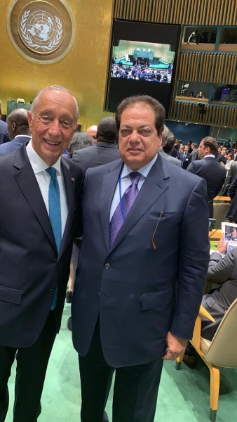 السيد محمد أبو العينين مع رئيس البرتغال على هامش اجتماعات الجمعية العامة للأمم المتحدة عام 2019